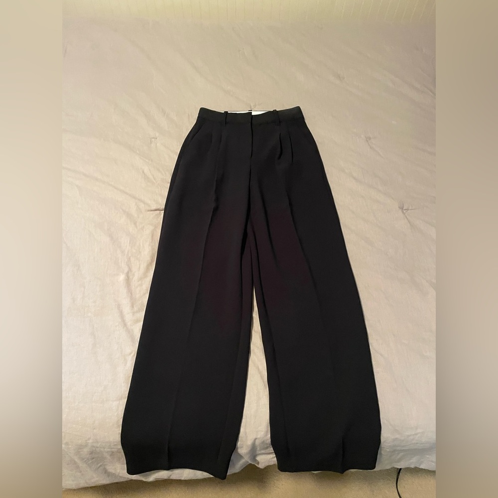 Aritzia Effortless Pants
